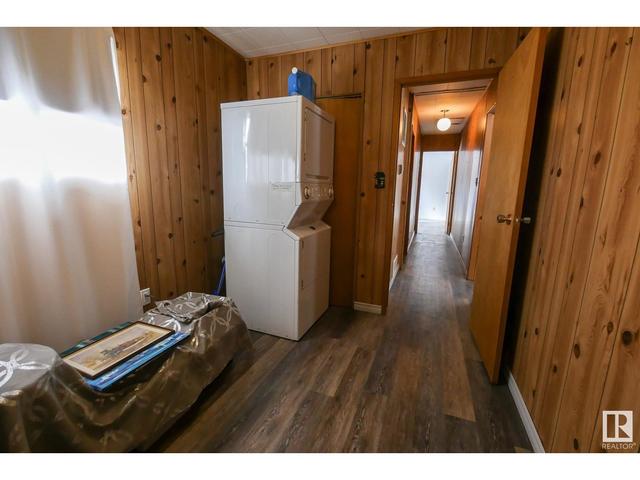 803 8 St, House detached with 3 bedrooms, 1 bathrooms and null parking in Norris Beach AB | Image 25