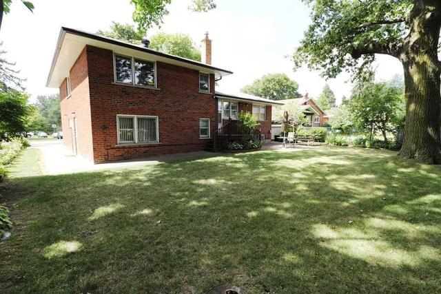 1771 Pharmacy Ave, House detached with 3 bedrooms, 2 bathrooms and 4 parking in Toronto ON | Image 8