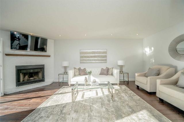 83 Cornell Cres, House detached with 4 bedrooms, 4 bathrooms and 6 parking in Markham ON | Image 5