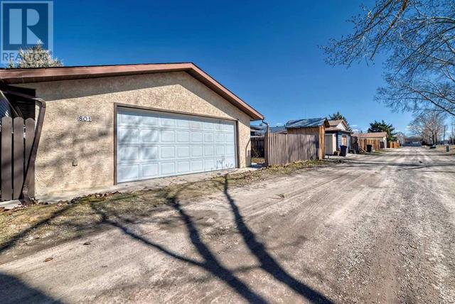 801 10 Avenue Se, House detached with 4 bedrooms, 2 bathrooms and 4 parking in High River AB | Image 47