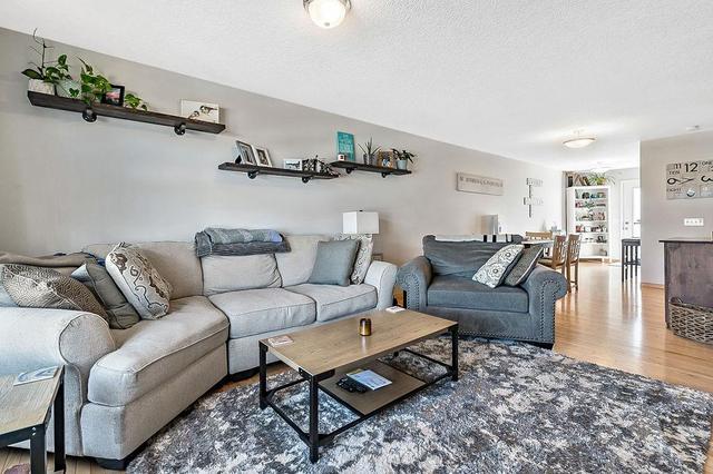 204 Prairie Sound Circle Nw, Home with 3 bedrooms, 2 bathrooms and 2 parking in High River AB | Image 4