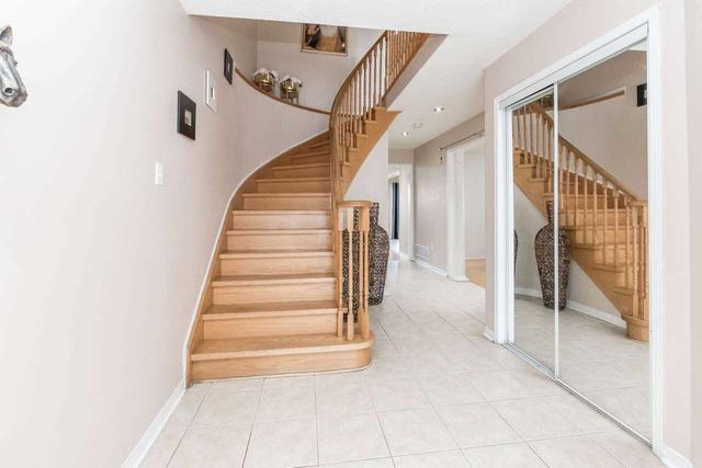 92 Lennon Tr, House detached with 4 bedrooms, 4 bathrooms and 4.5 parking in Brampton ON | Image 36