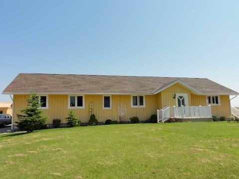 057401 8th Line, House detached with 2 bedrooms, 1 bathrooms and 4 parking in Melancthon ON | Image 1