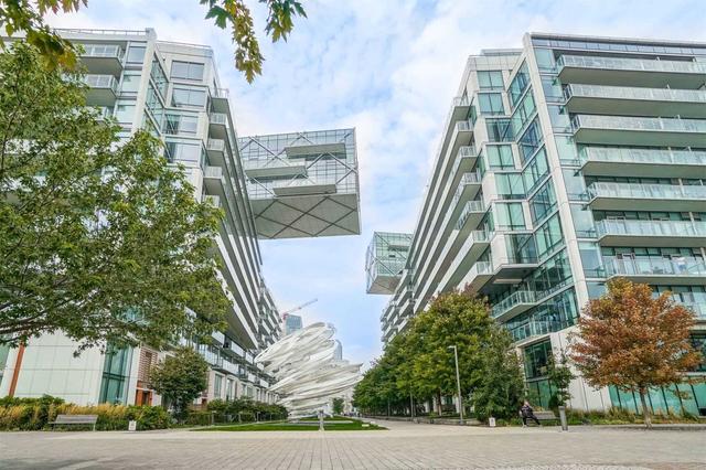 1123 - 39 Queens Quay E, Condo with 2 bedrooms, 2 bathrooms and 2 parking in Toronto ON | Image 12