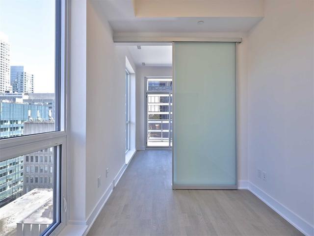 1808 - 88 Cumberland St, Condo with 2 bedrooms, 2 bathrooms and 1 parking in Toronto ON | Image 6