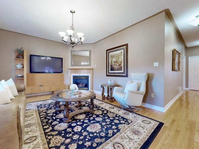 70 Sandwood Dr, House detached with 3 bedrooms, 3 bathrooms and 5 parking in Vaughan ON | Image 23