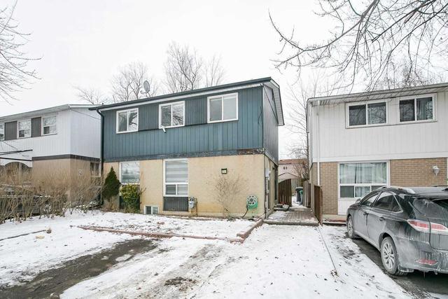 23 Garrison Sq, House detached with 3 bedrooms, 2 bathrooms and 2 parking in Brampton ON | Image 12