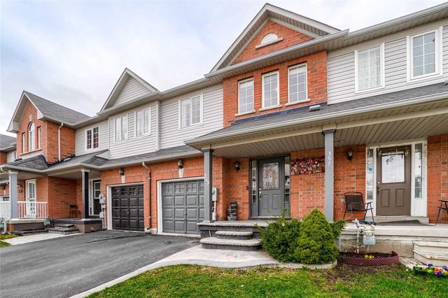 395 Hobbs Cres, House attached with 3 bedrooms, 3 bathrooms and 2 parking in Milton ON | Image 12