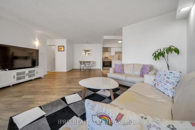 305 - 330 Dixon Rd, Condo with 2 bedrooms, 1 bathrooms and 1 parking in Toronto ON | Image 21
