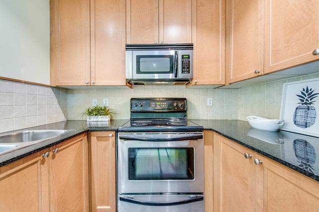 th33 - 80 Carr St, Townhouse with 2 bedrooms, 1 bathrooms and 1 parking in Toronto ON | Image 13