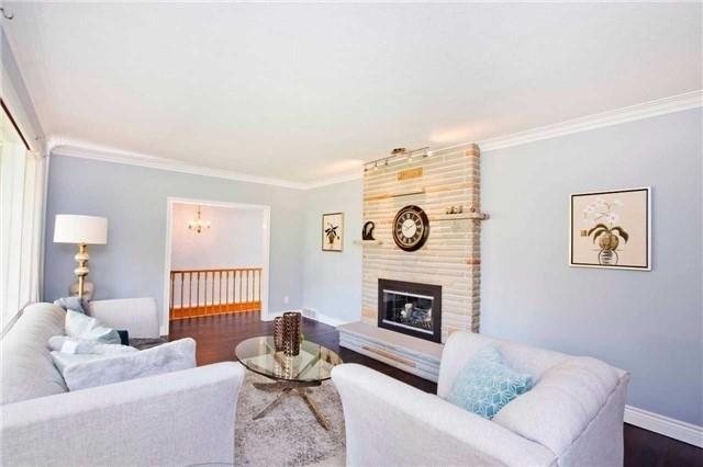 1042 Janette St, House detached with 3 bedrooms, 3 bathrooms and 6 parking in Newmarket ON | Image 18
