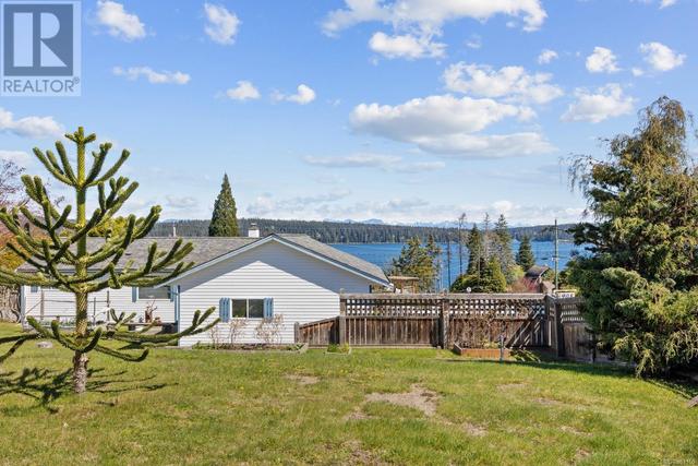 1905 Wood Rd, House detached with 2 bedrooms, 1 bathrooms and 10 parking in Campbell River BC | Image 1