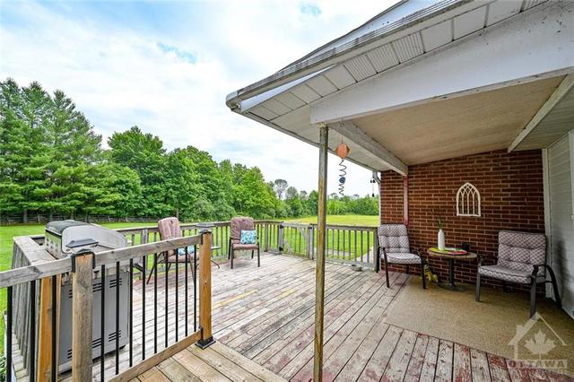 103 County Road 1 Road, House detached with 3 bedrooms, 2 bathrooms and 12 parking in Elizabethtown Kitley ON | Image 24