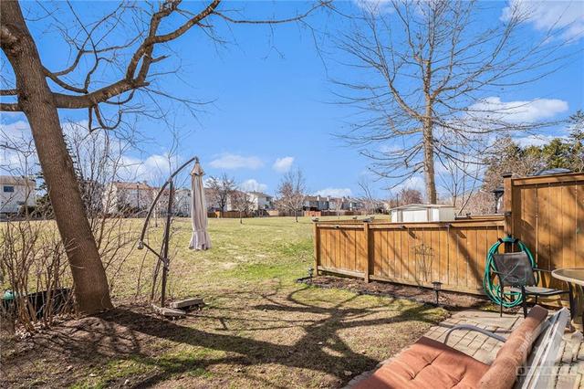 80 Castlegreen Private, Townhouse with 3 bedrooms, 3 bathrooms and 2 parking in Ottawa ON | Image 20