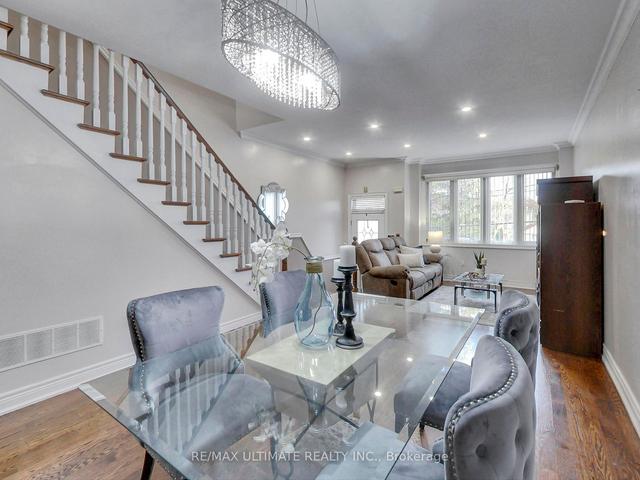 436 Gilbert Ave, House semidetached with 3 bedrooms, 4 bathrooms and 5 parking in Toronto ON | Image 37