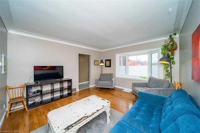 297 John St, House semidetached with 3 bedrooms, 3 bathrooms and 4 parking in Hamilton ON | Image 29
