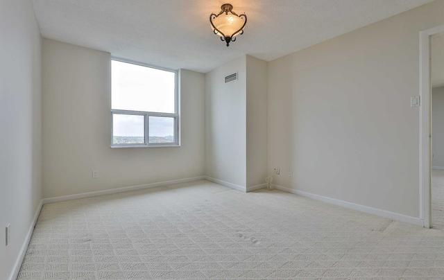 1102 - 60 Inverlochy Blvd, Condo with 3 bedrooms, 2 bathrooms and 1 parking in Markham ON | Image 9