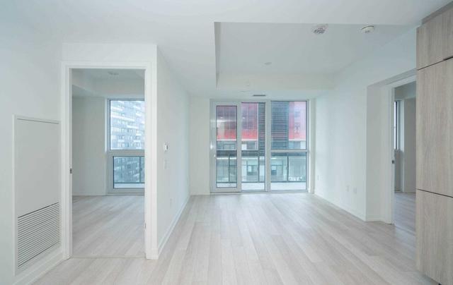 3306 - 39 Roehampton Ave, Condo with 2 bedrooms, 2 bathrooms and 0 parking in Toronto ON | Image 26