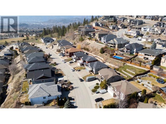 1486 Wilmot Avenue, House detached with 4 bedrooms, 3 bathrooms and 4 parking in Kelowna BC | Image 51