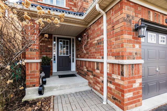 4802 Dovehouse Dr, House semidetached with 3 bedrooms, 3 bathrooms and 2 parking in Mississauga ON | Image 24