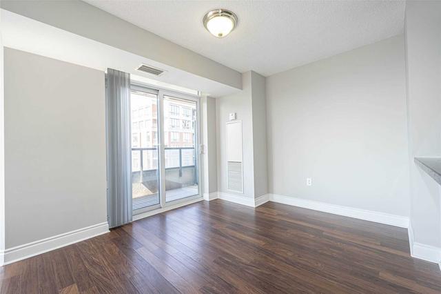 1219 - 500 Doris Ave, Condo with 2 bedrooms, 2 bathrooms and 1 parking in Toronto ON | Image 6