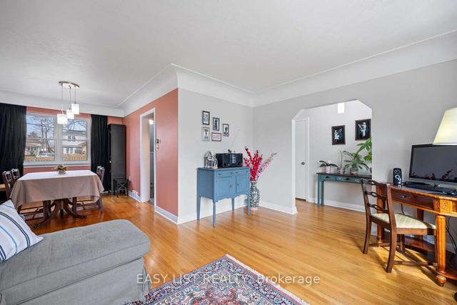 1 Bryant Crt, House detached with 3 bedrooms, 2 bathrooms and 5 parking in Hamilton ON | Image 37