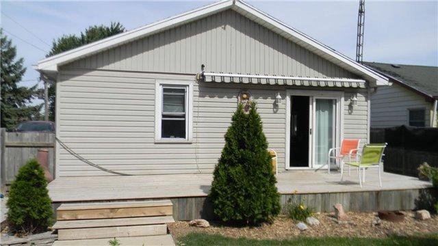 84 Sherman St, House detached with 2 bedrooms, 1 bathrooms and 3 parking in Chatham Kent ON | Image 4
