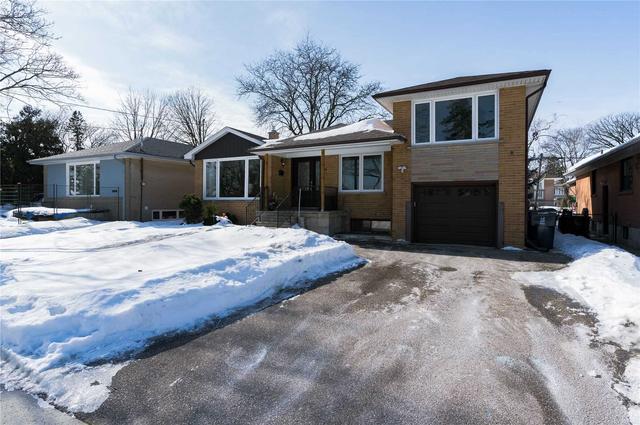 81 Sabrina Dr, House detached with 4 bedrooms, 2 bathrooms and 5 parking in Toronto ON | Image 1