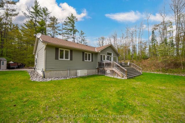 1028 Coleman Lake Rd, House detached with 3 bedrooms, 2 bathrooms and 12 parking in Dysart et al ON | Image 25