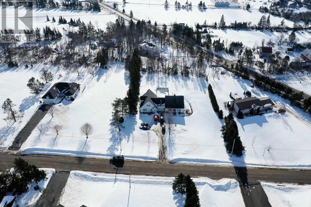 6 Fox Run Drive, House detached with 6 bedrooms, 4 bathrooms and null parking in Charlottetown PE | Image 4