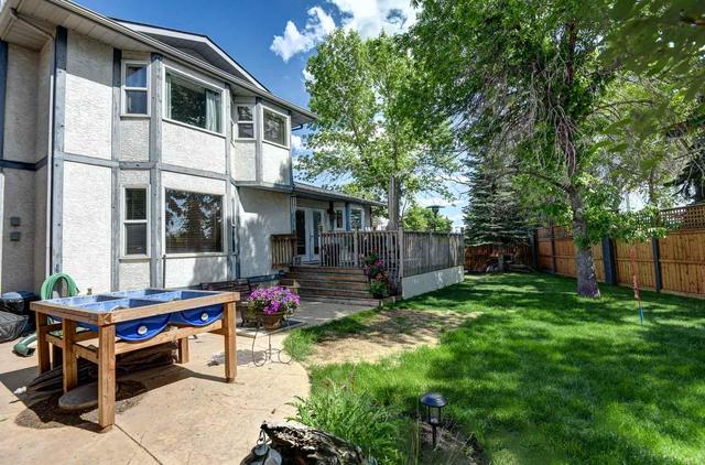 127 Douglas Woods Place Se, House detached with 4 bedrooms, 3 bathrooms and 4 parking in Calgary AB | Image 38