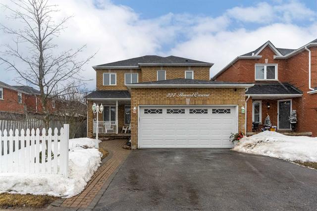 227 Howard Cres, House detached with 4 bedrooms, 3 bathrooms and 3 parking in Orangeville ON | Image 1