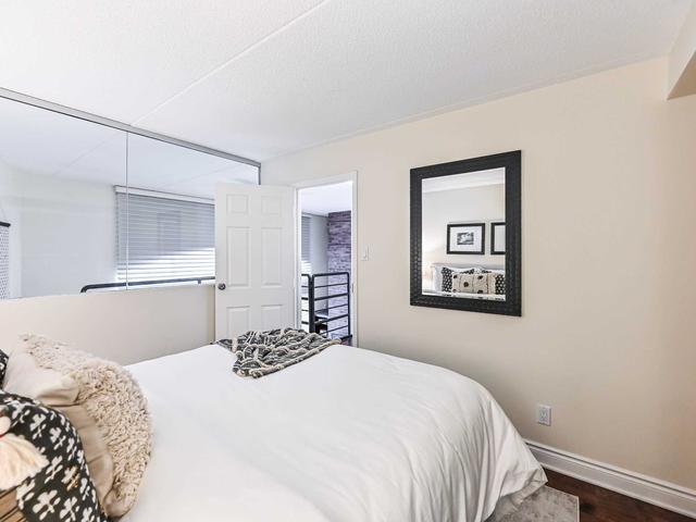 210 - 393 King St E, Condo with 2 bedrooms, 2 bathrooms and 1 parking in Toronto ON | Image 14