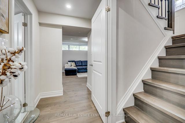 6 Jersey Ave, House detached with 3 bedrooms, 4 bathrooms and 3 parking in Brampton ON | Image 14