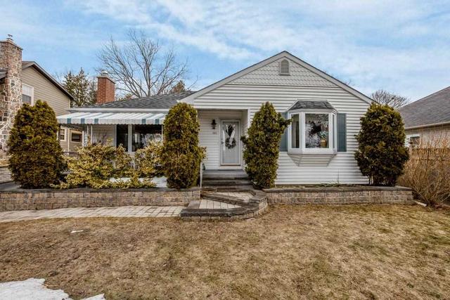392 Codrington St, House detached with 2 bedrooms, 2 bathrooms and 5 parking in Barrie ON | Image 23