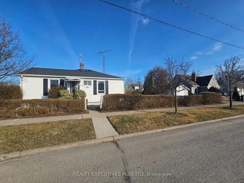 126 Westchester Cres, St. Catharines, ON, L2P2N7 | Card Image