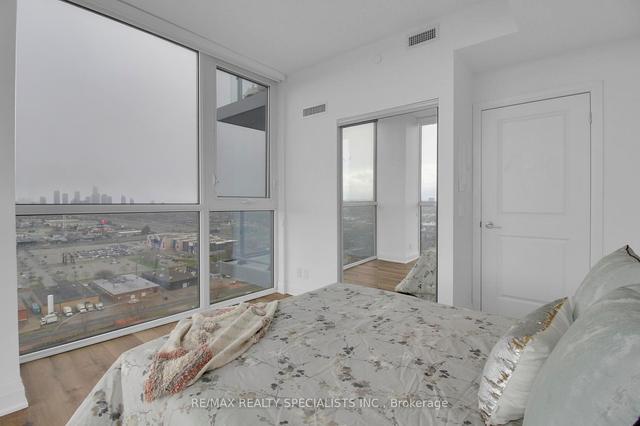1803 - 17 Zorra St, Condo with 1 bedrooms, 1 bathrooms and 1 parking in Toronto ON | Image 9
