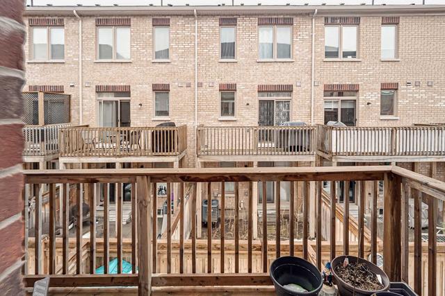 th 28 - 10 Porter Ave W, House attached with 3 bedrooms, 4 bathrooms and 2 parking in Vaughan ON | Image 9