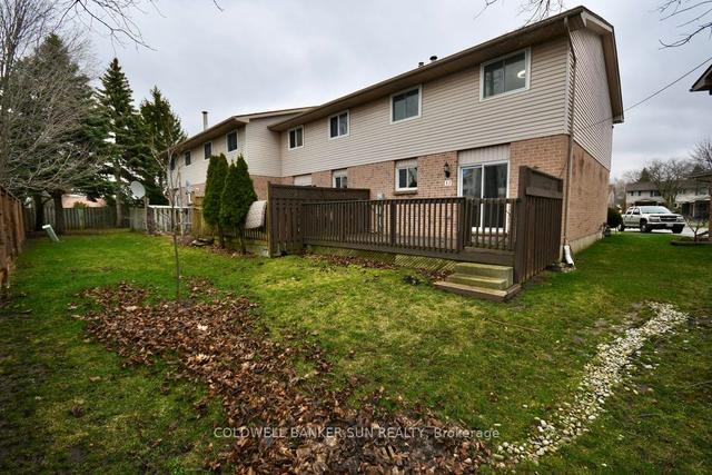 17 - 160 Conway Dr, House attached with 3 bedrooms, 2 bathrooms and 2 parking in London ON | Image 35