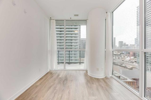 1910 - 87 Peter St, Condo with 1 bedrooms, 1 bathrooms and 1 parking in Toronto ON | Image 7