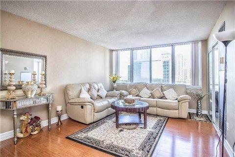 809 - 350 Webb Dr, Condo with 2 bedrooms, 2 bathrooms and 2 parking in Mississauga ON | Image 5