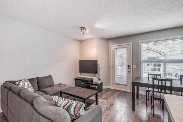214 Mt Douglas Manor Se, Home with 3 bedrooms, 1 bathrooms and 2 parking in Calgary AB | Image 12