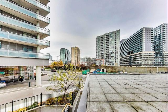 201 - 20 Joe Shuster Way, Condo with 1 bedrooms, 1 bathrooms and 0 parking in Toronto ON | Image 3