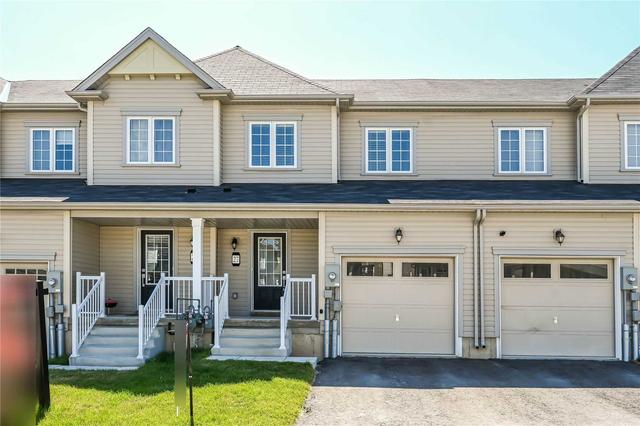 27 Cooke Ave, House attached with 3 bedrooms, 3 bathrooms and 3 parking in Brantford ON | Card Image