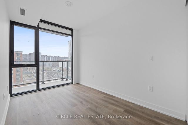 1007 - 1 Jarvis St, Condo with 1 bedrooms, 2 bathrooms and 0 parking in Hamilton ON | Image 10