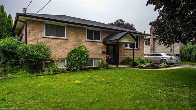 80 James Avenue, House detached with 4 bedrooms, 2 bathrooms and 4 parking in Brantford ON | Image 3