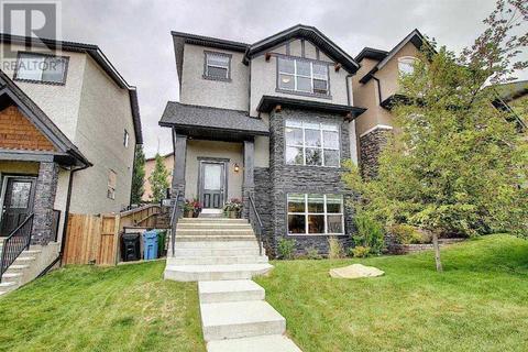9058 14 Avenue Sw, House semidetached with 4 bedrooms, 3 bathrooms and 5 parking in Calgary AB | Card Image
