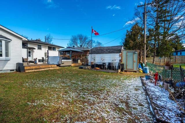 587 Wilene Dr, House detached with 3 bedrooms, 2 bathrooms and 2 parking in Burlington ON | Image 29