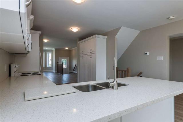 30 Brighton Rd, House detached with 3 bedrooms, 3 bathrooms and 3 parking in Barrie ON | Image 30