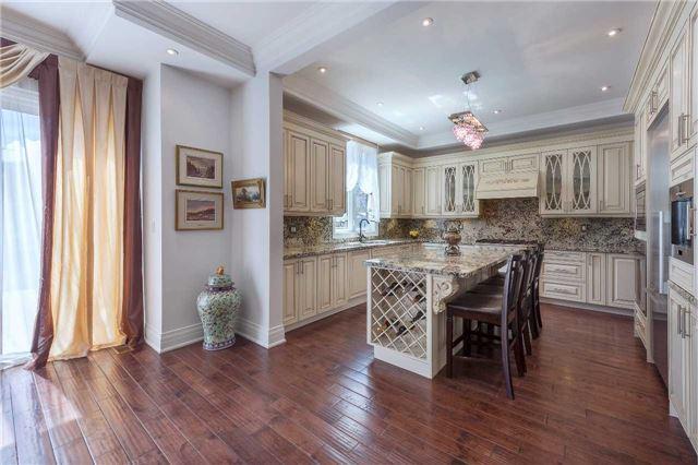399 Connaught Ave, House detached with 4 bedrooms, 5 bathrooms and 4 parking in Toronto ON | Image 3